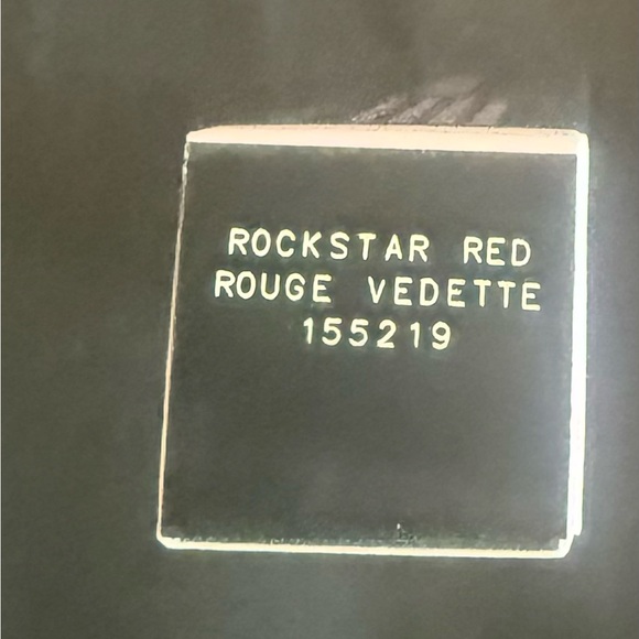 Mary Kay Supreme Hydrating Lipstick - Rock Star Red New in Box - Picture 2 of 3